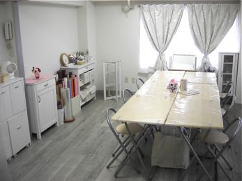 アトリエ風の教室